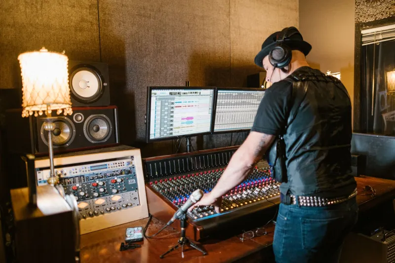Before Anyone Opens Their Mouth: How International Producers Are Hiding Entire Stories Inside the Beat